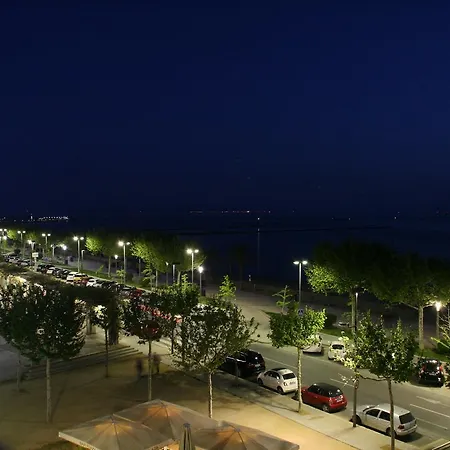 Hotel Vela 2*